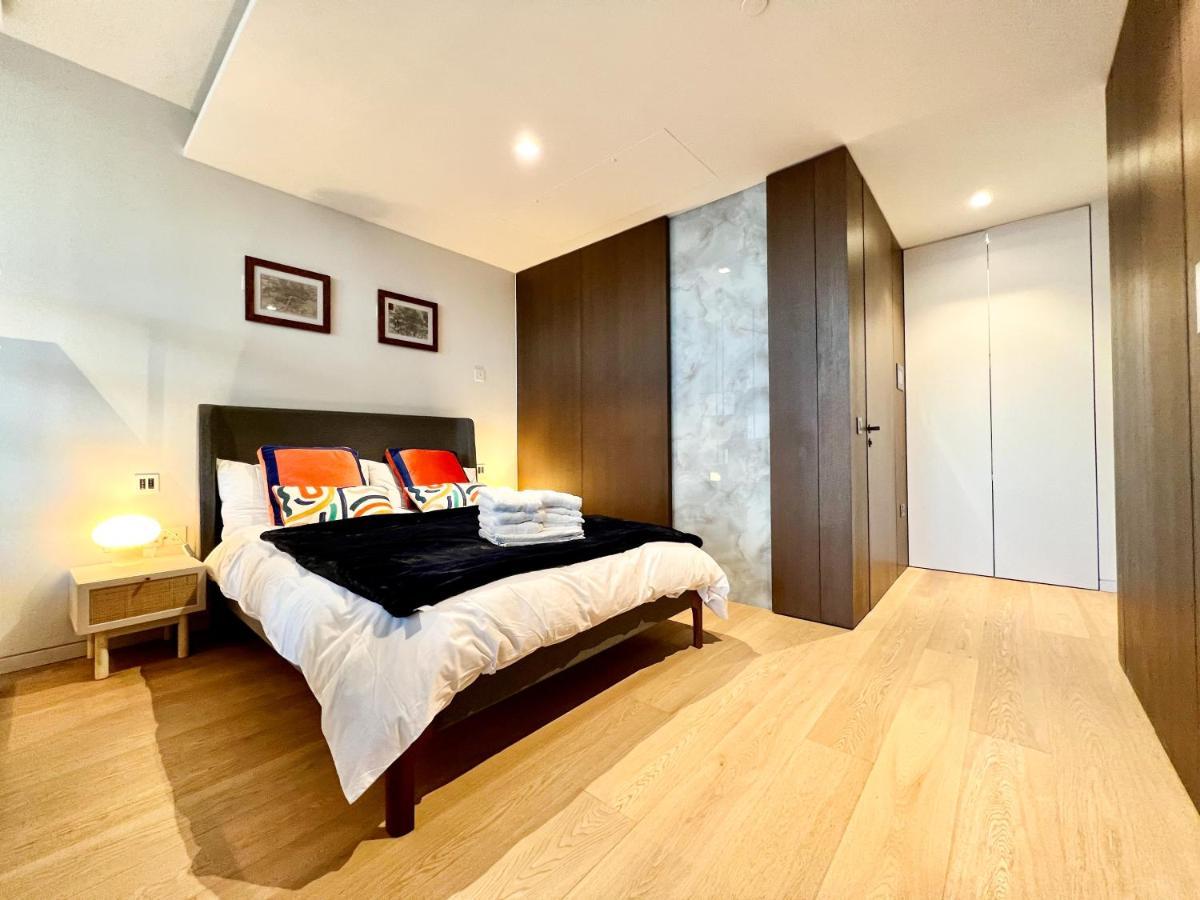 Deluxe Entire Studio Next To London Eye & Trafalgar Square Aparthotel Luaran gambar