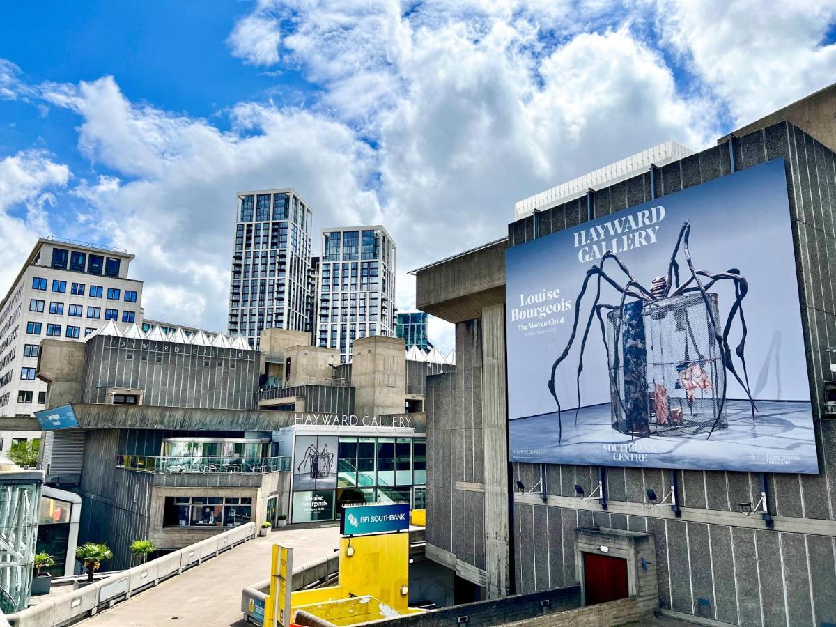 Deluxe Entire Studio Next To London Eye & Trafalgar Square Aparthotel Luaran gambar