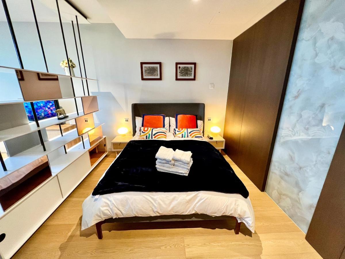 Deluxe Entire Studio Next To London Eye & Trafalgar Square Aparthotel Luaran gambar