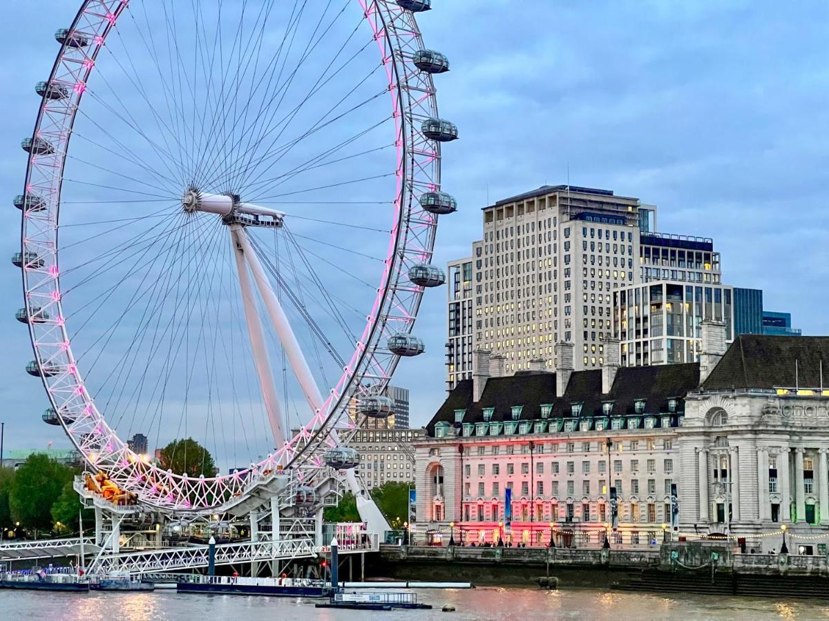 Deluxe Entire Studio Next To London Eye & Trafalgar Square Aparthotel Luaran gambar